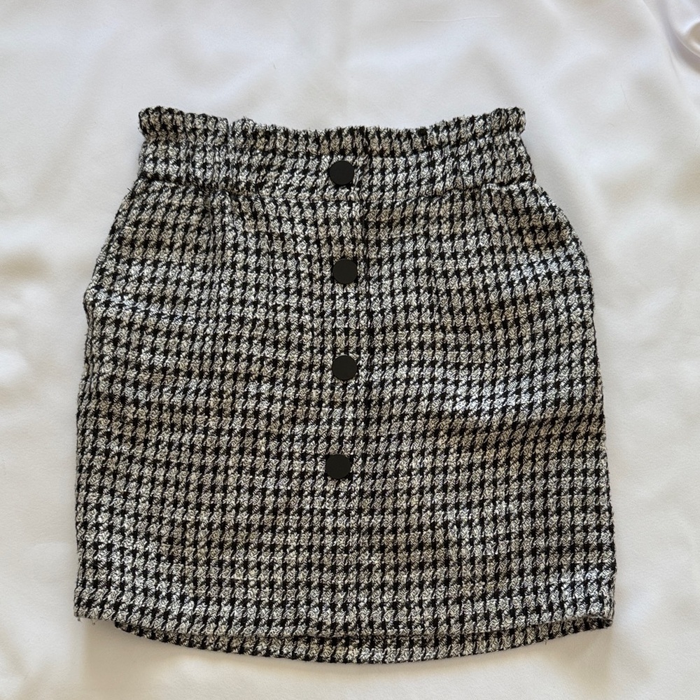 Dynamite black and white houndstooth mini skirt-Size S